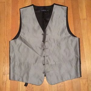 Umo Loreno Men’s Silver Metallic Formalwear Vest